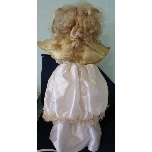 Animated Christmas Angel Doll 24" White Gold Lace Mantilla Trim Roses Candle IOB - Picture 8 of 12